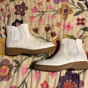 Cute go Girls Lug Sole Chunky Ankle Boot ~ 3